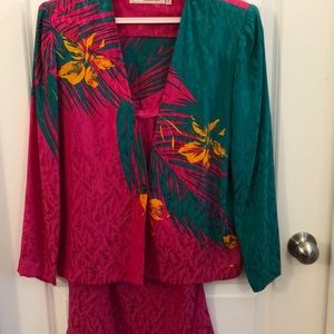 John Yang for Adrienne Papelle pure Silk 2 piece suit